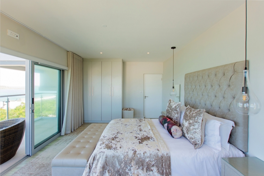 6 Bedroom Property for Sale in Myburgh Park Western Cape
